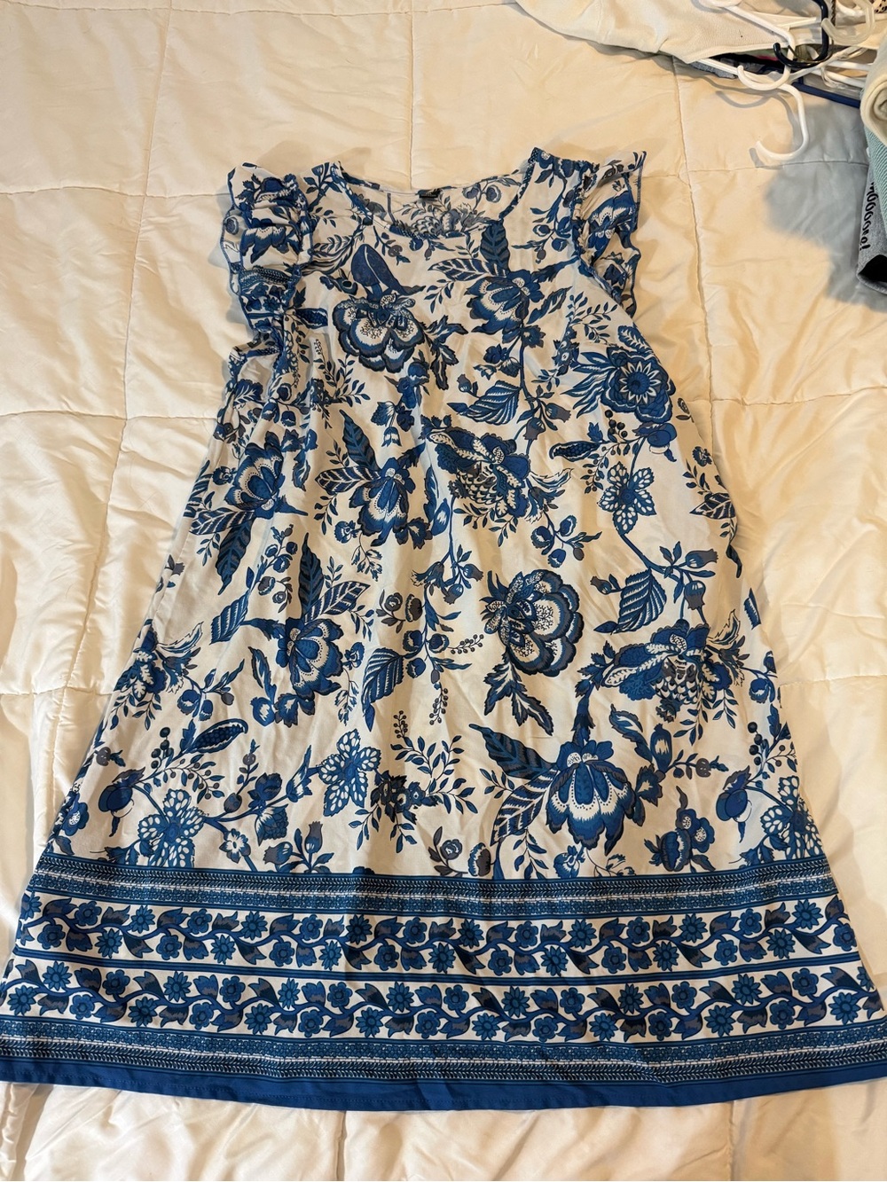 SHEIN Blue & Cream Floral Ruffle Sundress